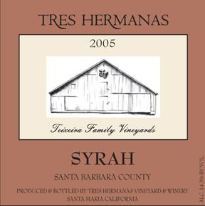 <strong>2005 Syrah </strong>
Ripe and invigorating with black currant and fig fruit supported by licorice, chocolate and cocoa notes with a long finish of fruit and mineral notes.